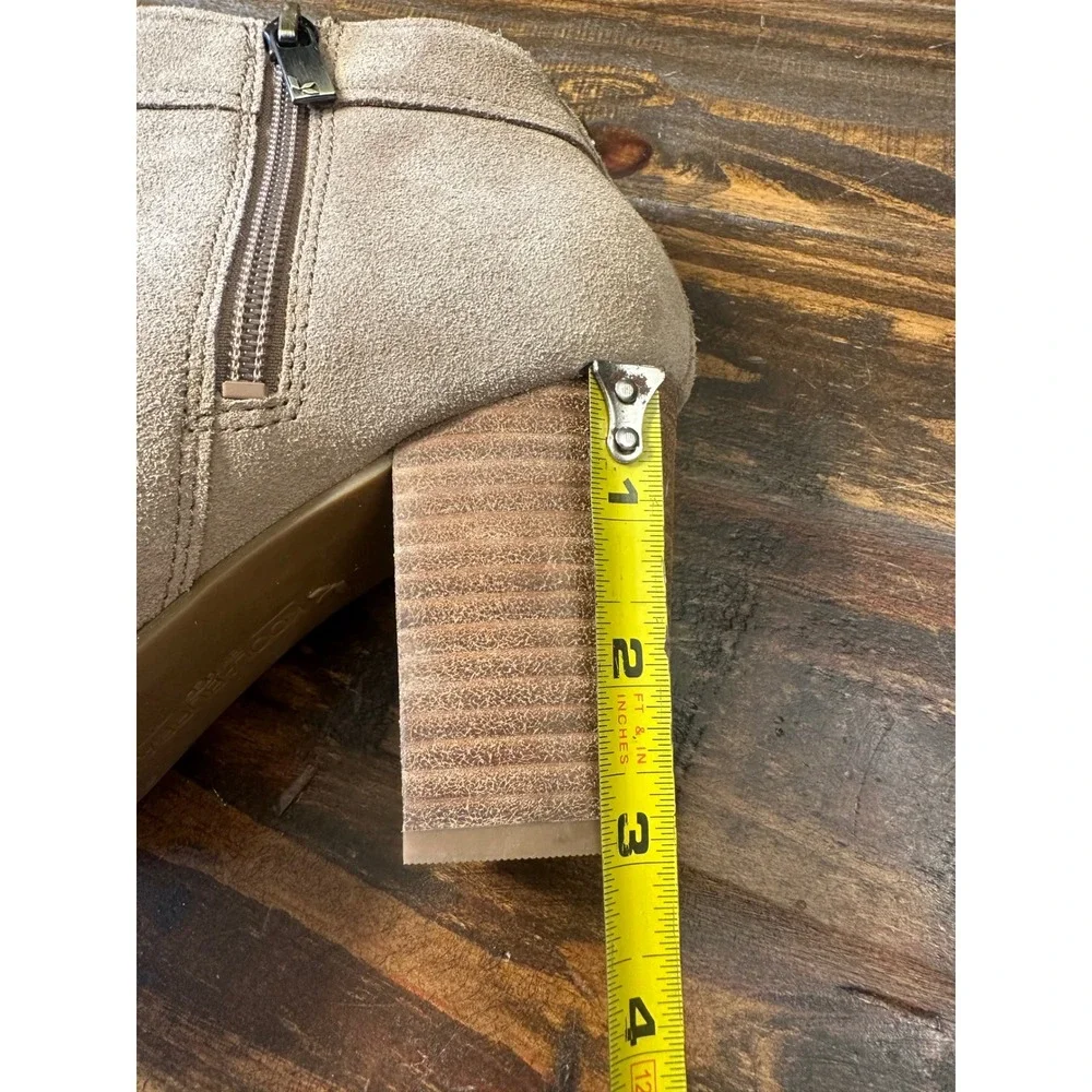 Koolaburra by UGG Shazi‎ Taupe Suede Block Heel Ankle Booties Womens 9